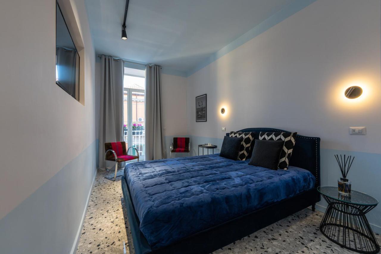 Teatro Toledo 272 Bed & Breakfast Napoli Exterior foto