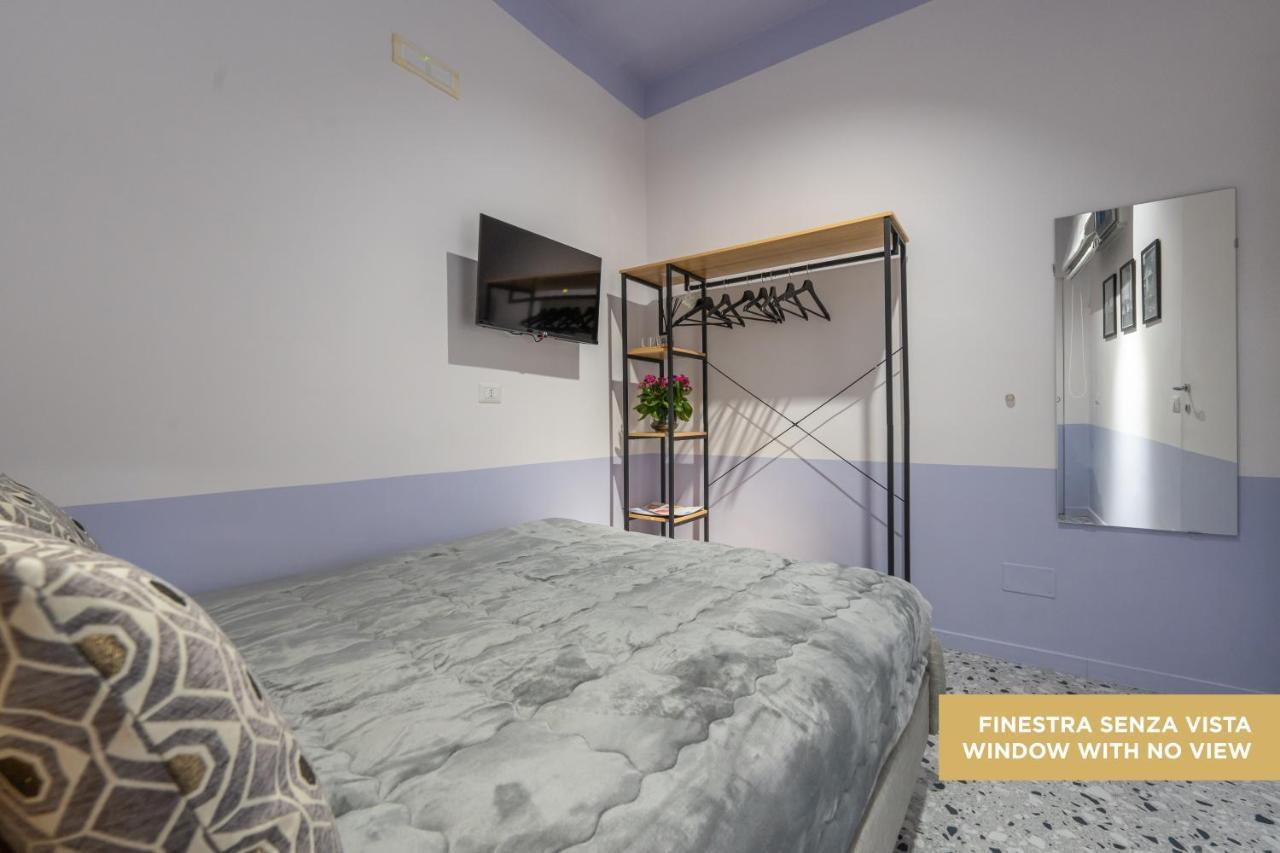Teatro Toledo 272 Bed & Breakfast Napoli Exterior foto